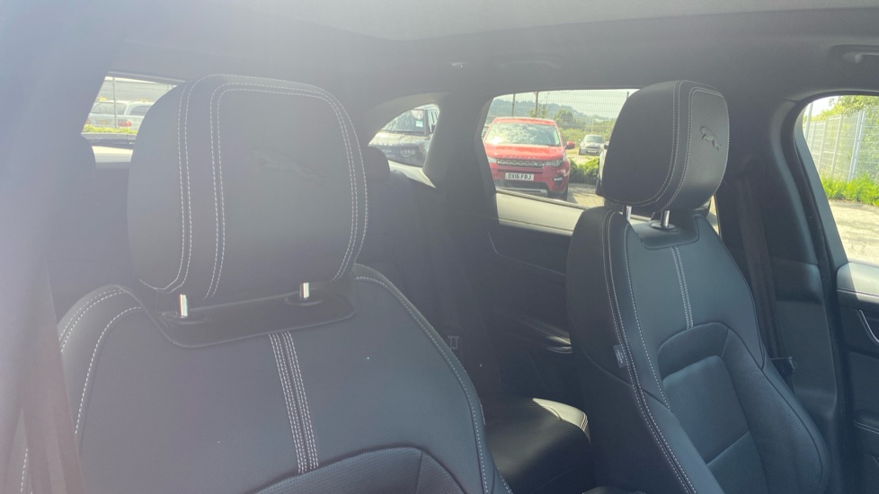 Jaguar F-Pace 2.0 D200 R-Dynamic Black 5dr Auto AWD Diesel Estate - Image 46