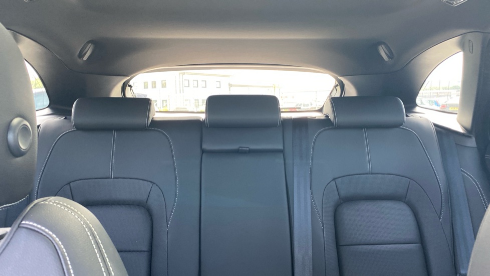 Jaguar F-Pace 2.0 D200 R-Dynamic Black 5dr Auto AWD Diesel Estate - Image 48