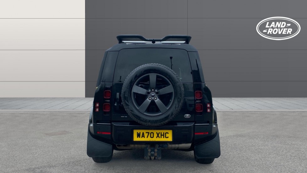 Land Rover Defender 2.0 D240 HSE 110 5dr Auto [6 Seat] Diesel Estate - Image 6