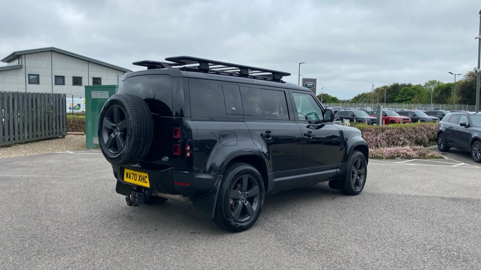 Land Rover Defender 2.0 D240 HSE 110 5dr Auto [6 Seat] Diesel Estate - Image 22