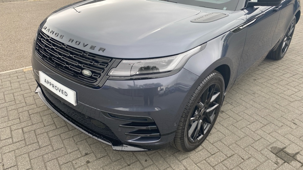 Land Rover Range Rover Velar 2.0 D200 MHEV Dynamic SE 5dr Auto Diesel Estate - Image 30
