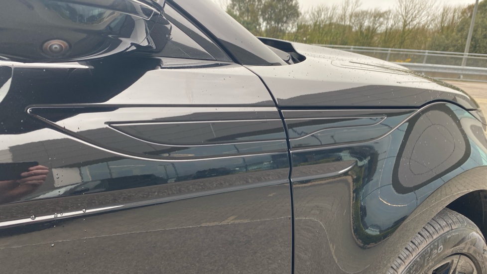 Land Rover Range Rover Evoque 2.0 D200 Dynamic SE 5dr Auto Diesel Hatchback - Image 27
