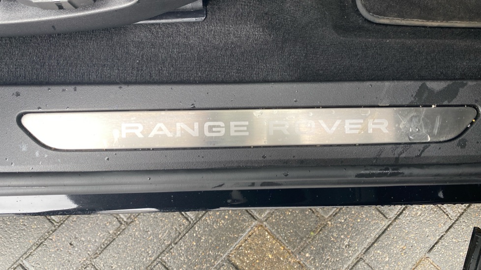 Land Rover Range Rover Evoque 2.0 D200 Edition 5dr Auto Diesel Hatchback - Image 49