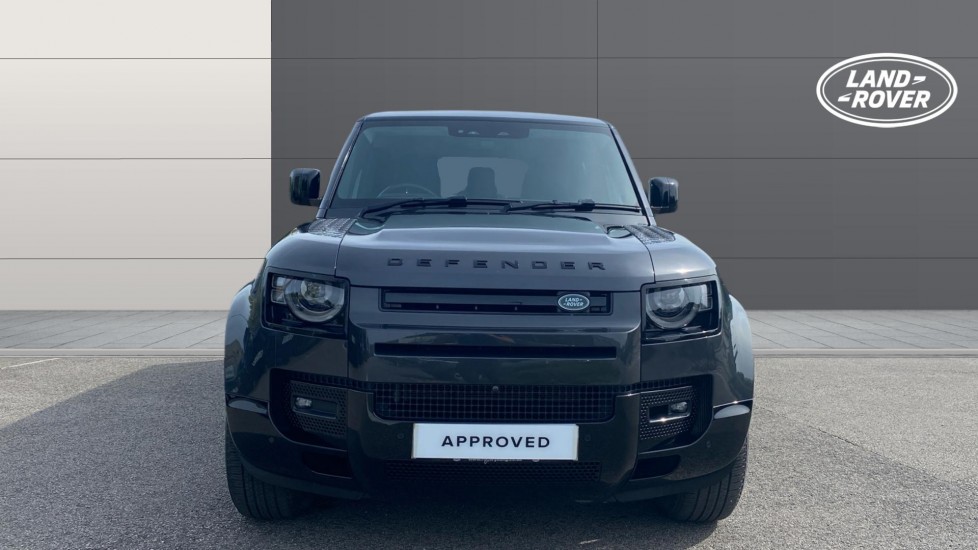 Land Rover Defender 3.0 D300 X-Dynamic HSE 130 5dr Auto Diesel Estate - Image 7