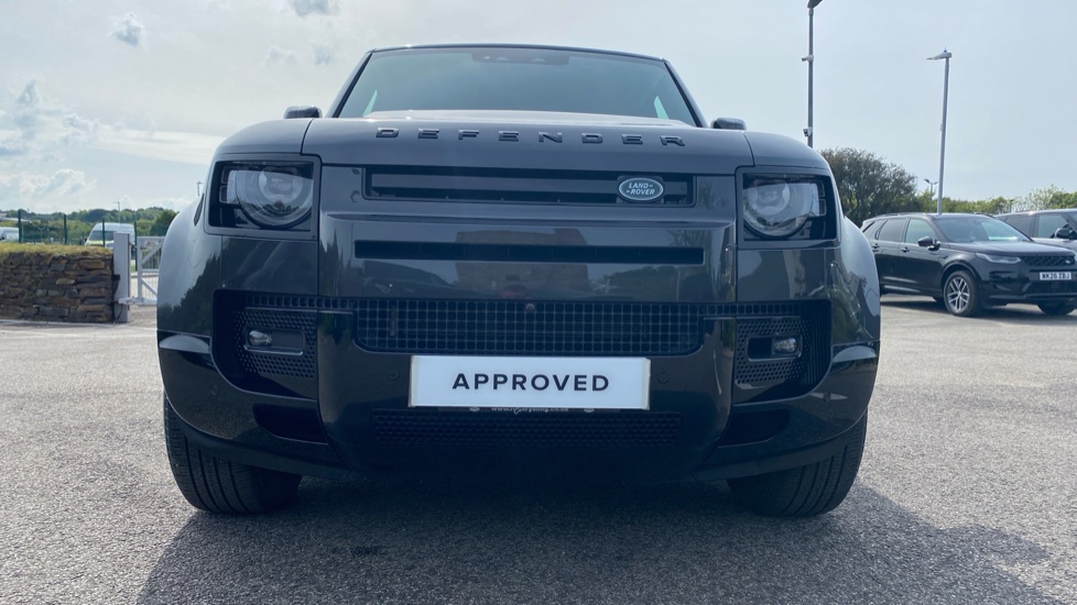 Land Rover Defender 3.0 D300 X-Dynamic HSE 130 5dr Auto Diesel Estate - Image 34