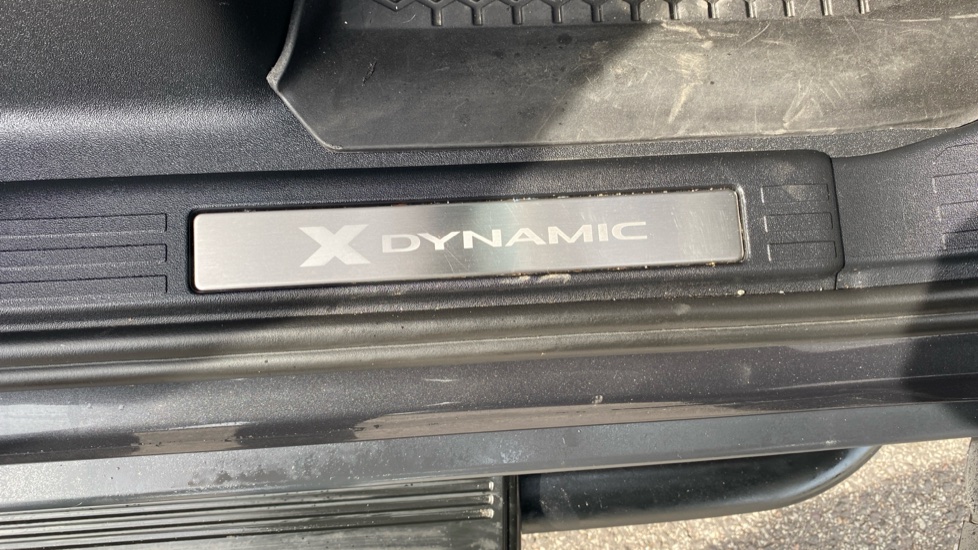Land Rover Defender 3.0 D300 X-Dynamic HSE 130 5dr Auto Diesel Estate - Image 53