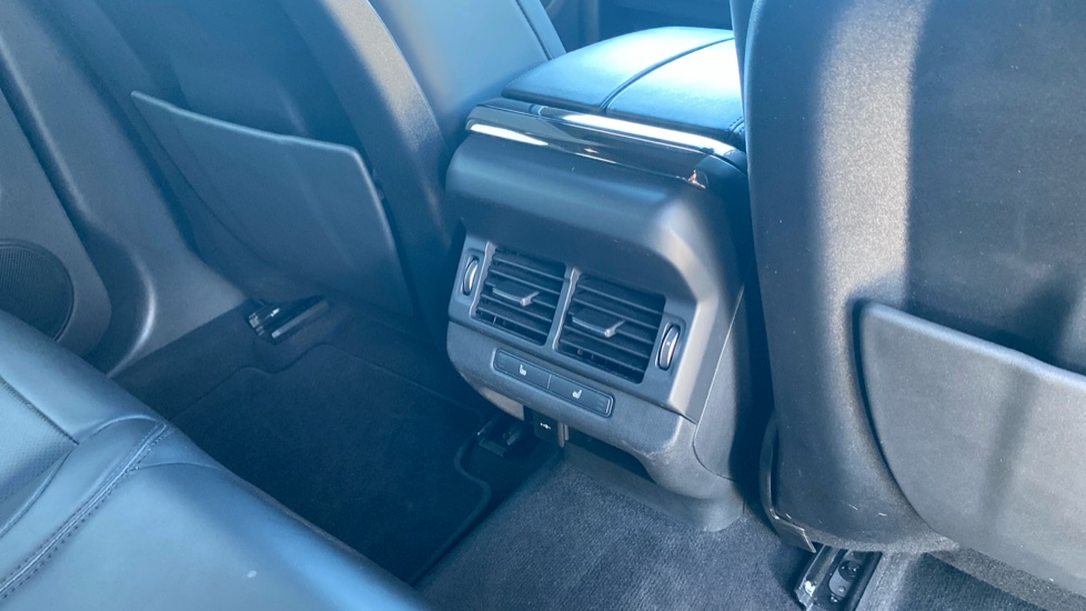 Land Rover Range Rover Evoque 2.0 D200 Autobiography 5dr Auto Diesel Hatchback - Image 18