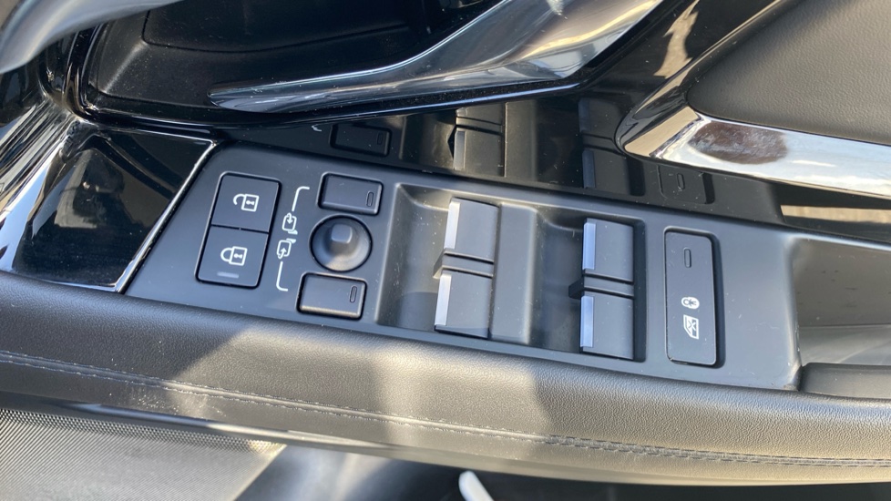Land Rover Range Rover Evoque 2.0 D200 Autobiography 5dr Auto Diesel Hatchback - Image 42