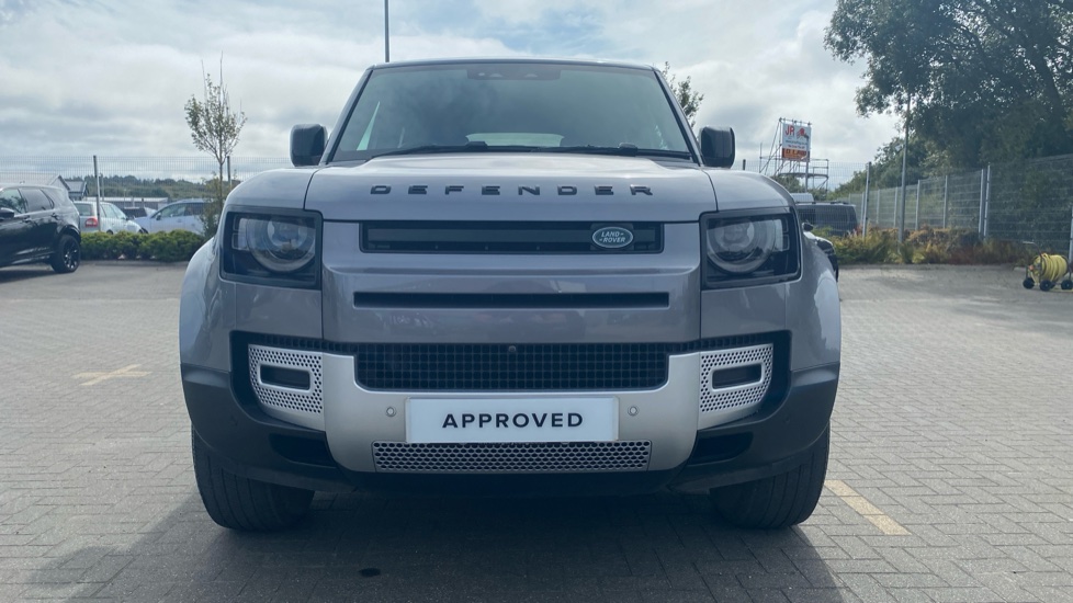 Land Rover Defender 3.0 D250 SE 110 5dr Auto Diesel Estate - Image 33