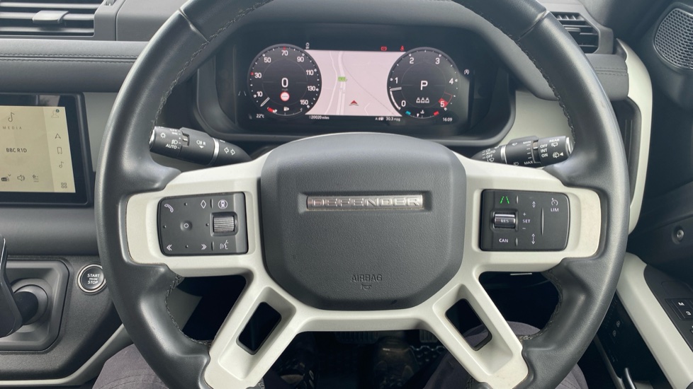 Land Rover Defender 3.0 D250 SE 110 5dr Auto Diesel Estate - Image 54