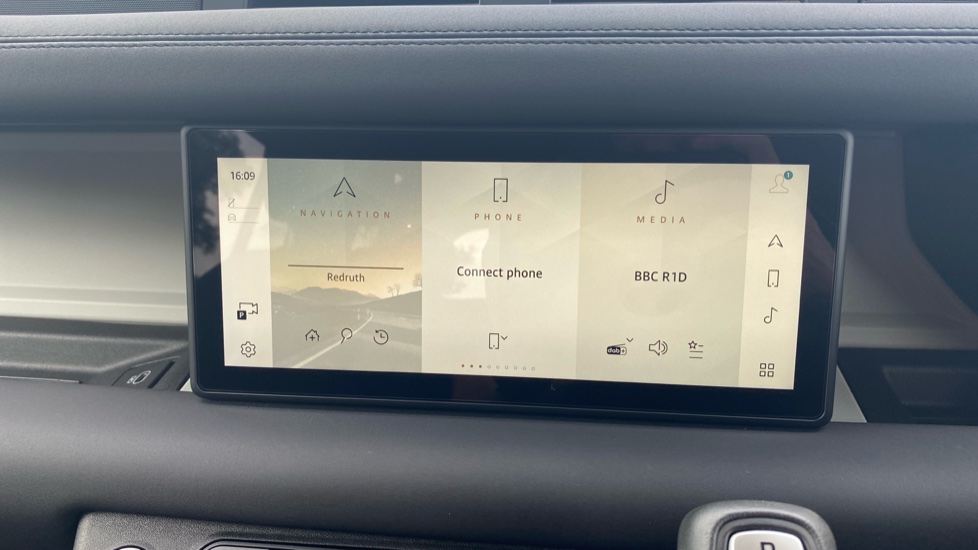Land Rover Defender 3.0 D250 SE 110 5dr Auto Diesel Estate - Image 61