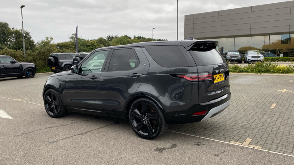 Land Rover Discovery 3.0 D300 Metropolitan Edition 5dr Auto Diesel Station Wagon - Image 12