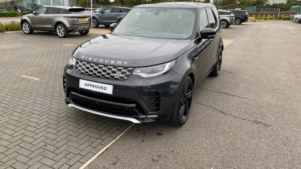 Land Rover Discovery 3.0 D300 Metropolitan Edition 5dr Auto Diesel Station Wagon - Image 18