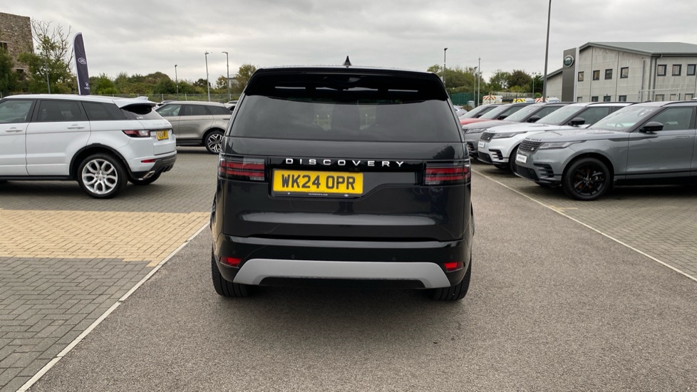 Land Rover Discovery 3.0 D300 Metropolitan Edition 5dr Auto Diesel Station Wagon - Image 30