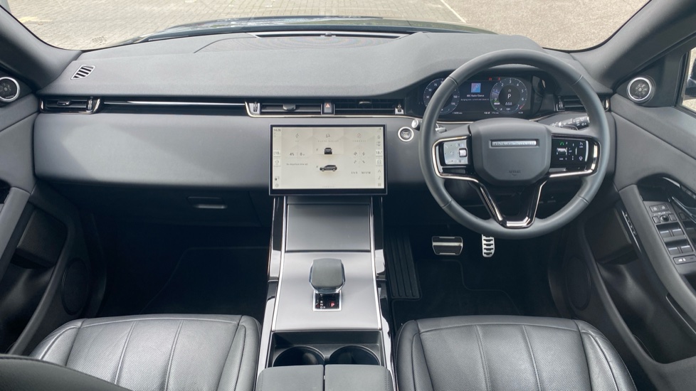 Land Rover Range Rover Evoque 1.5 P300e Dynamic SE 5dr Auto Hatchback - Image 9