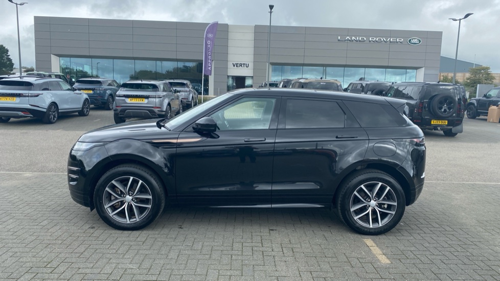 Land Rover Range Rover Evoque 1.5 P300e Dynamic SE 5dr Auto Hatchback - Image 21