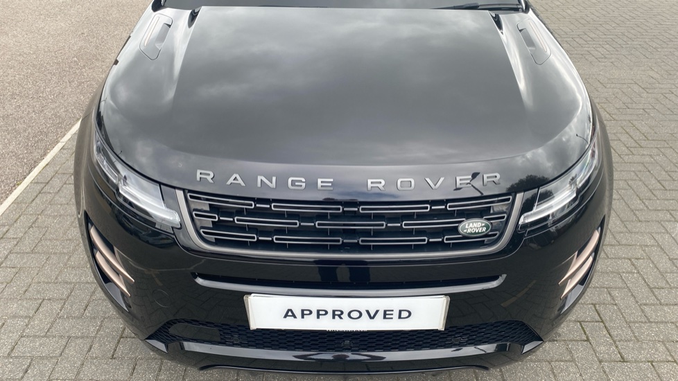 Land Rover Range Rover Evoque 1.5 P300e Dynamic SE 5dr Auto Hatchback - Image 29