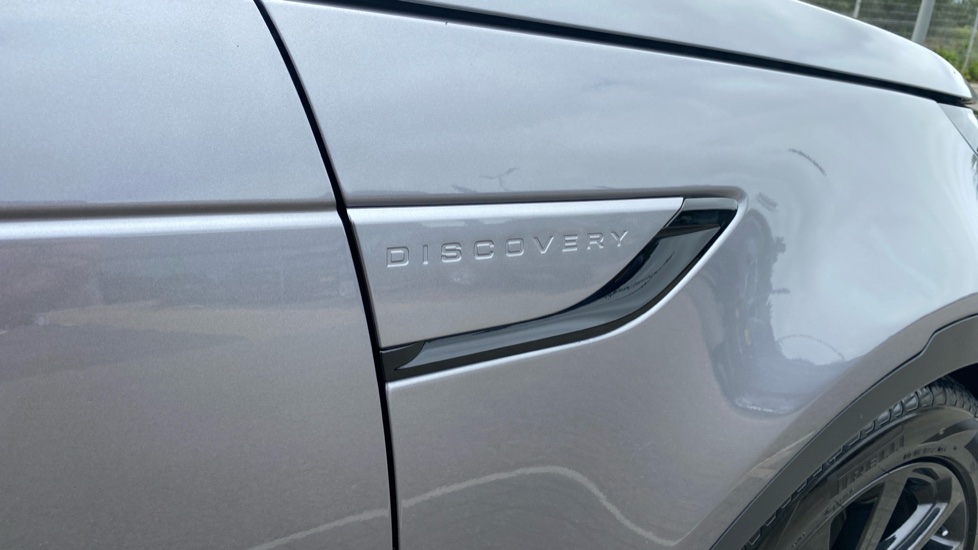 Land Rover Discovery Diesel 3.0 D350 SE Commercial Auto - Image 28