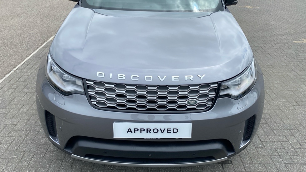 Land Rover Discovery Diesel 3.0 D350 SE Commercial Auto - Image 30