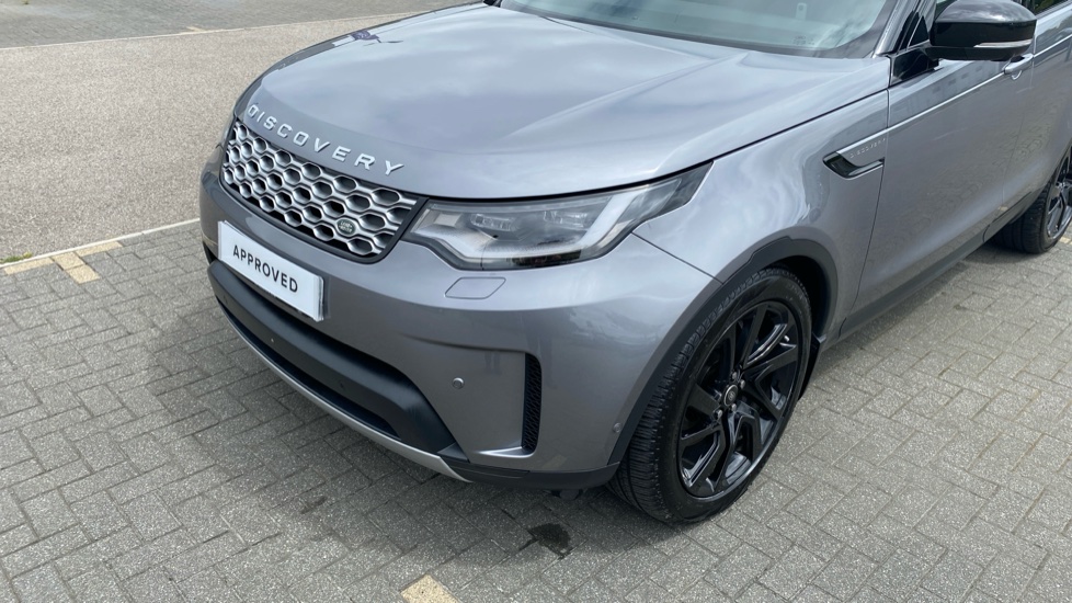 Land Rover Discovery Diesel 3.0 D350 SE Commercial Auto - Image 31
