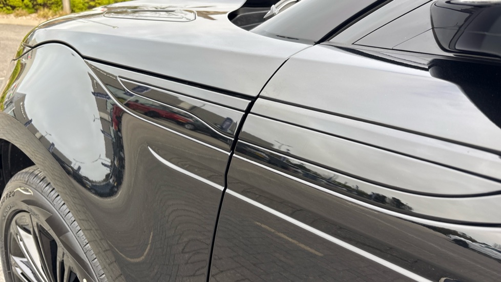 Land Rover Range Rover Evoque 2.0 D200 Autobiography 5dr Auto [Revised] Diesel Hatchback - Image 20