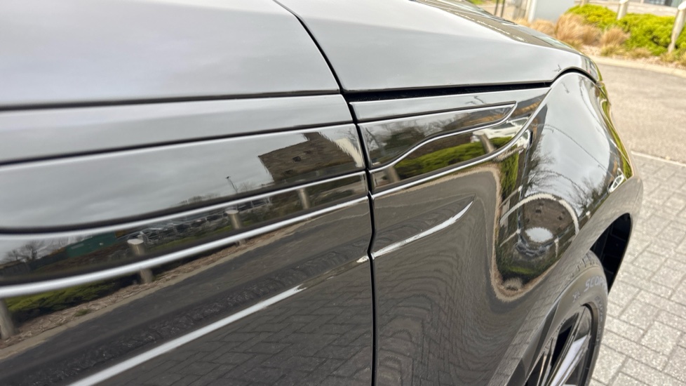 Land Rover Range Rover Evoque 2.0 D200 Autobiography 5dr Auto [Revised] Diesel Hatchback - Image 22