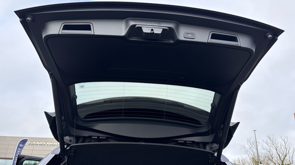 Land Rover Range Rover Evoque 2.0 D200 Autobiography 5dr Auto [Revised] Diesel Hatchback - Image 27