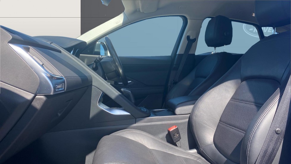 Jaguar E-Pace 2.0d [180] S 5dr Auto Diesel Estate - Image 3