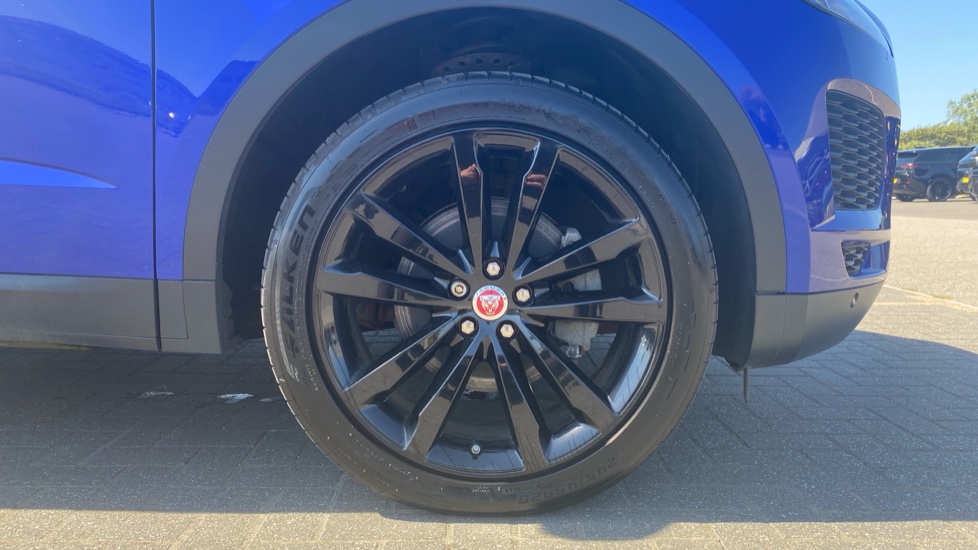 Jaguar E-Pace 2.0d [180] S 5dr Auto Diesel Estate - Image 8