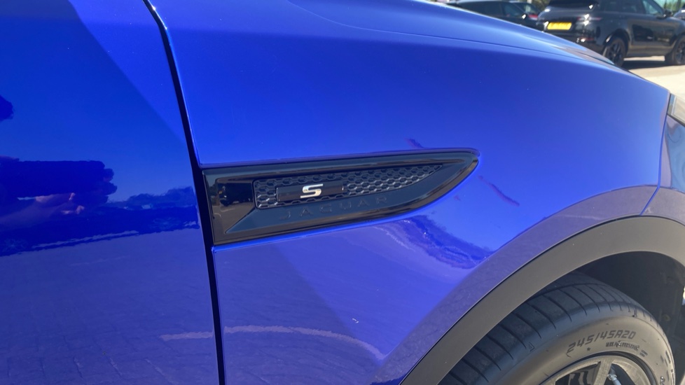 Jaguar E-Pace 2.0d [180] S 5dr Auto Diesel Estate - Image 25