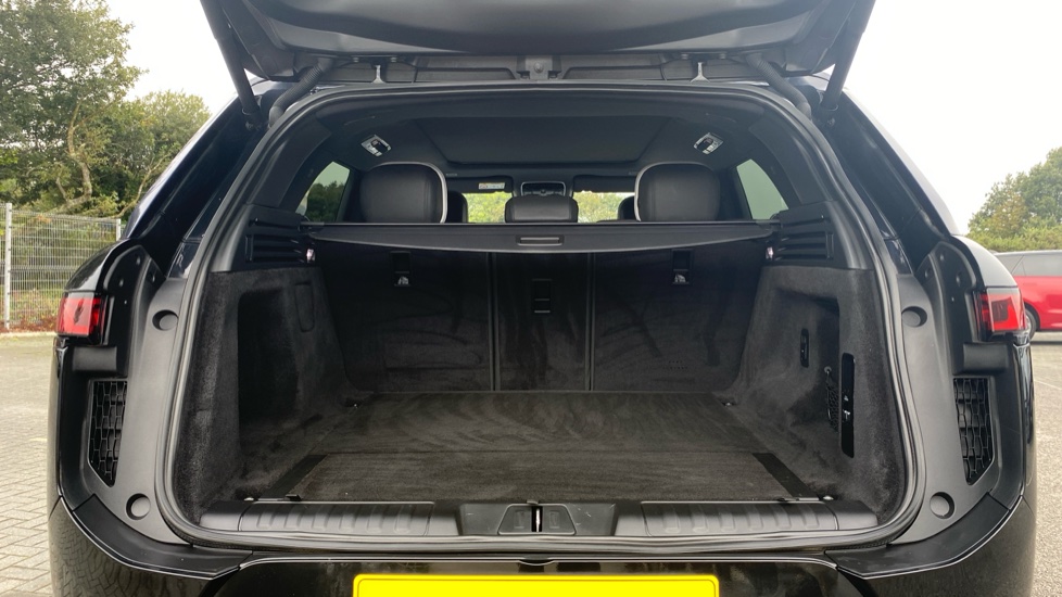 Land Rover Range Rover Sport 3.0 P400 Dynamic SE 5dr Auto Petrol Estate - Image 10