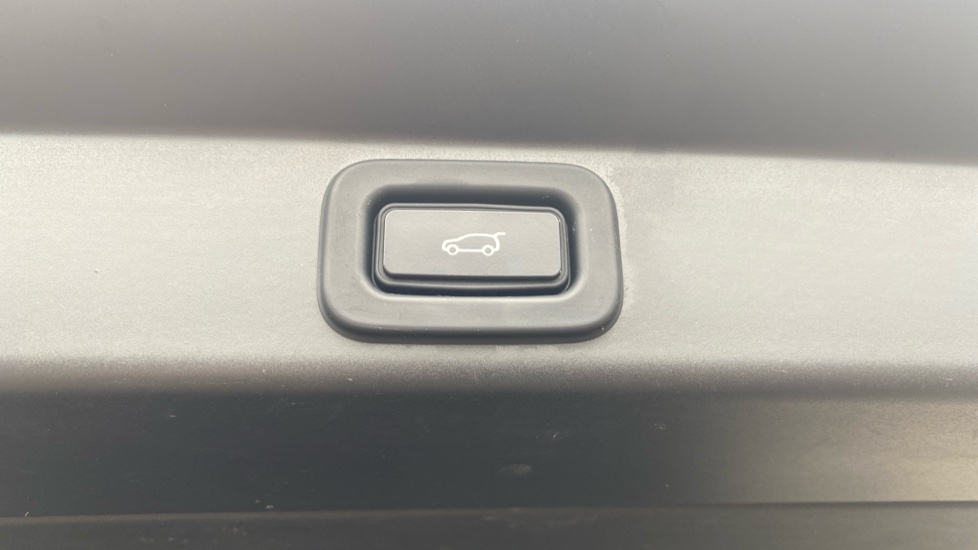 Land Rover Range Rover Sport 3.0 P400 Dynamic SE 5dr Auto Petrol Estate - Image 28