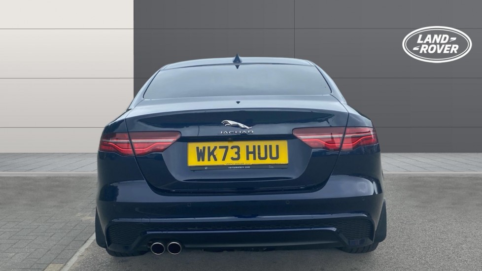 Jaguar XE 2.0 D200 R-Dynamic SE Black 4dr Auto Diesel Saloon - Image 6
