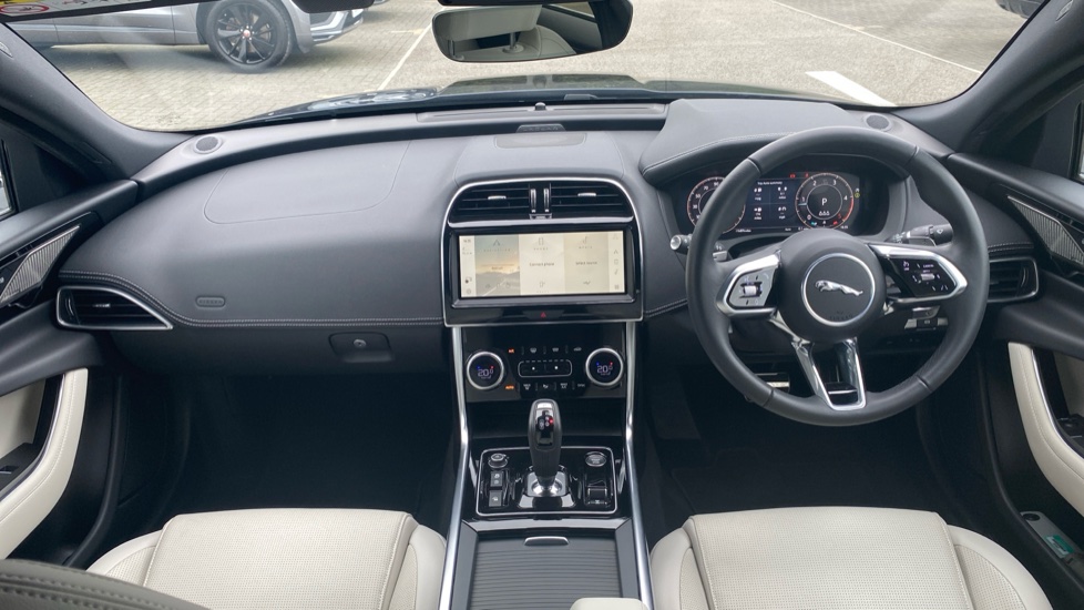 Jaguar XE 2.0 D200 R-Dynamic SE Black 4dr Auto Diesel Saloon - Image 9