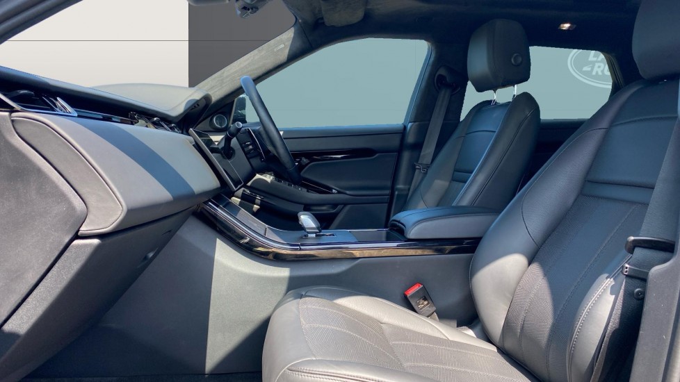 Land Rover Range Rover Evoque 1.5 P300e Autobiography 5dr Auto Hatchback - Image 3