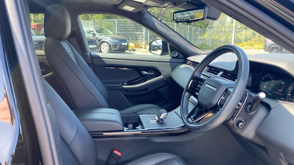 Land Rover Range Rover Evoque 1.5 P300e Autobiography 5dr Auto Hatchback - Image 47