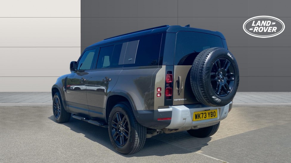 Land Rover Defender 3.0 D250 SE 110 5dr Auto Diesel Estate - Image 2