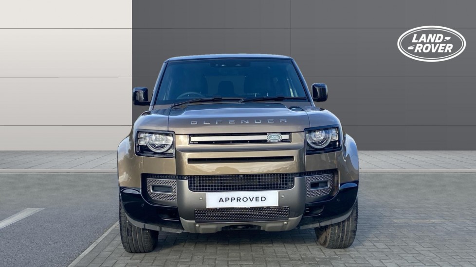 Land Rover Defender 3.0 D350 X-Dynamic SE 90 3dr Auto Diesel Estate - Image 7
