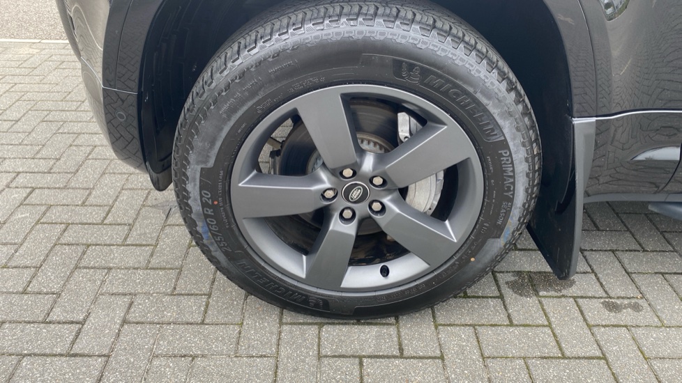 Land Rover Defender 3.0 D350 X-Dynamic HSE 90 3dr Auto Diesel Estate - Image 33