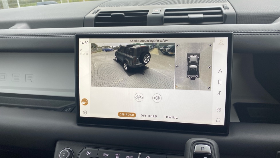 Land Rover Defender 3.0 D350 X-Dynamic HSE 90 3dr Auto Diesel Estate - Image 62
