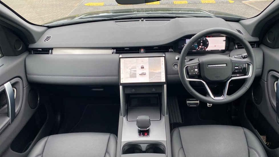 Land Rover Discovery Sport 2.0 D200 Dynamic SE 5dr Auto [5 Seat] Diesel Station Wagon - Image 9