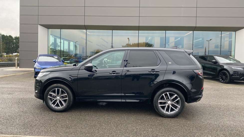Land Rover Discovery Sport 2.0 D200 Dynamic SE 5dr Auto [5 Seat] Diesel Station Wagon - Image 21