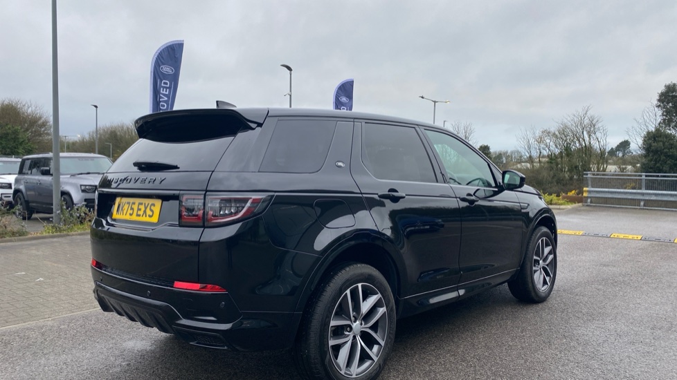 Land Rover Discovery Sport 2.0 D200 Dynamic SE 5dr Auto [5 Seat] Diesel Station Wagon - Image 22