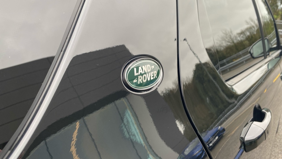 Land Rover Discovery Sport 2.0 D200 Dynamic SE 5dr Auto [5 Seat] Diesel Station Wagon - Image 23