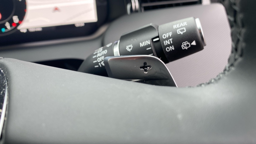 Land Rover Discovery Sport 2.0 D200 Dynamic SE 5dr Auto [5 Seat] Diesel Station Wagon - Image 56