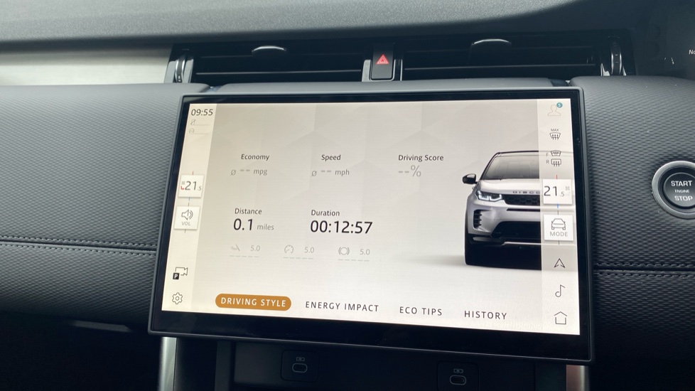 Land Rover Discovery Sport 2.0 D200 Dynamic SE 5dr Auto [5 Seat] Diesel Station Wagon - Image 60
