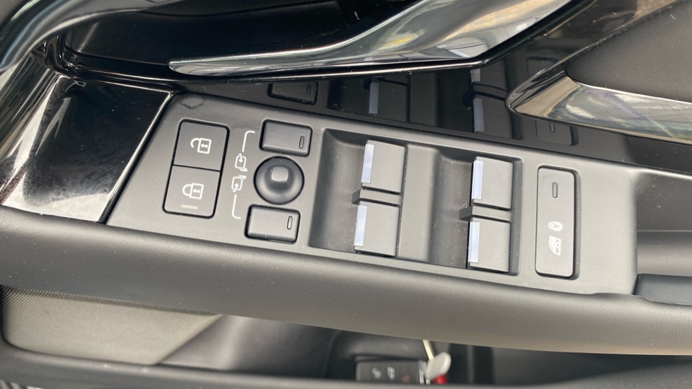 Land Rover Range Rover Evoque 2.0 D200 Autobiography 5dr Auto [Revised] Diesel Hatchback - Image 43