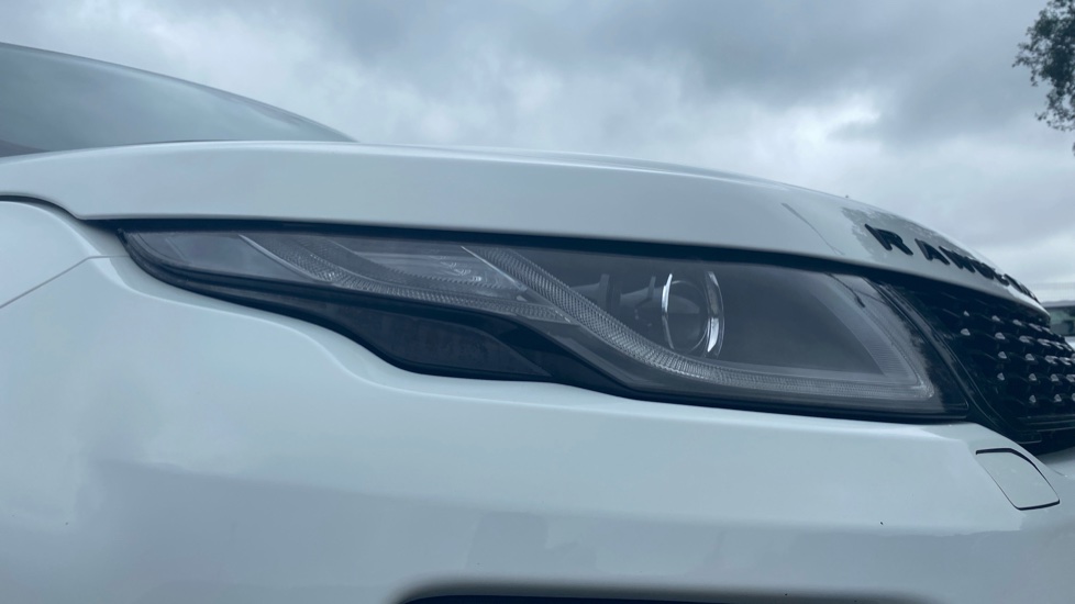 Land Rover Range Rover Evoque 2.0 TD4 HSE Dynamic 5dr Auto Diesel Hatchback - Image 17