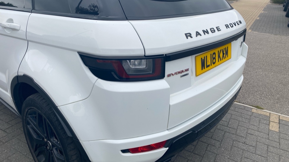 Land Rover Range Rover Evoque 2.0 TD4 HSE Dynamic 5dr Auto Diesel Hatchback - Image 19