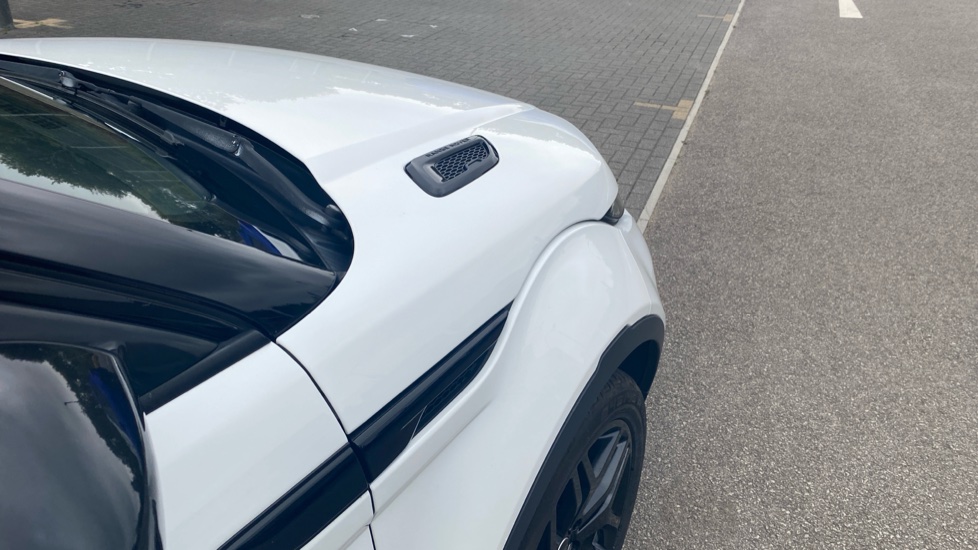Land Rover Range Rover Evoque 2.0 TD4 HSE Dynamic 5dr Auto Diesel Hatchback - Image 27